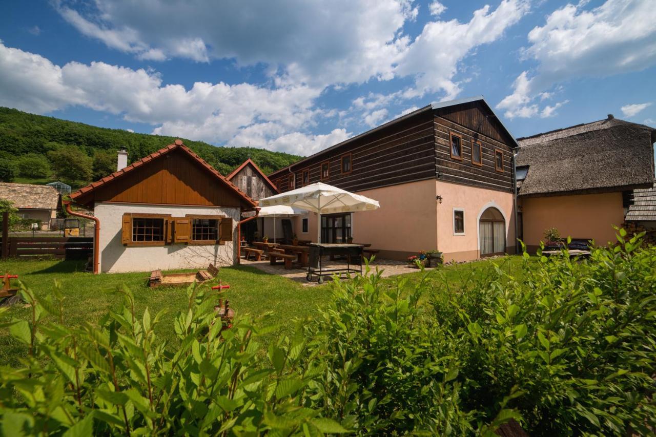 Penzion Stary Hostinec Banská Štiavnica Eksteriør bilde